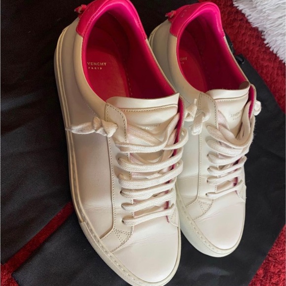 Givenchy pink and white sneakers - Picture 2 of 4